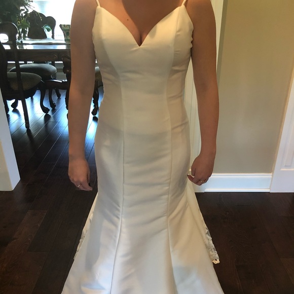 Wedding Dress - Picture 3 of 5